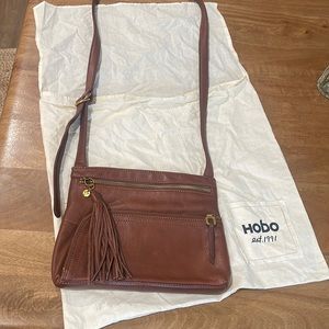 Hobo Cassie Crossbody. Brown leather. Used once.